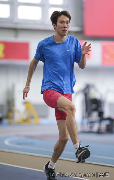 雷速体育苹果客户端使用攻略